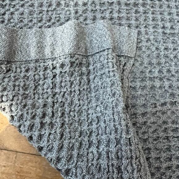 Nutrl Home Bath Towel 56 x 29" Gray Waffle Weave 100% Supima Cotton Loops - Picture 6 of 8